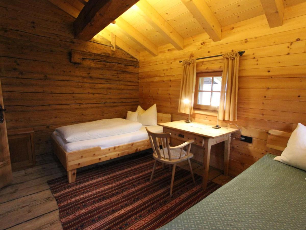 Chalet On The Ski Slope In St Johann In Tyrol Apfeldorf Exterior photo